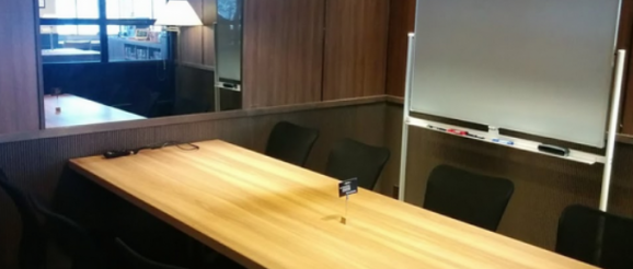 神保町の会議室